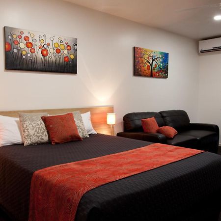 Abode37 Motel Emerald Δωμάτιο φωτογραφία